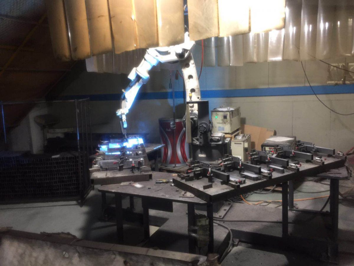 Custom Wire Rack chicdisplay